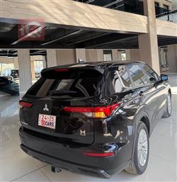 ميتسوبيشي اوتلاندر